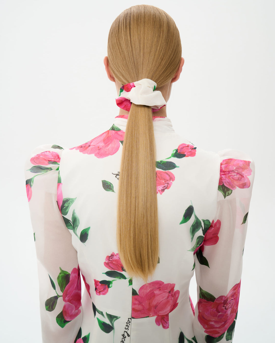 BRUNA, SCRUNCHIE MILKY WITH CRIMSON ROSE PRINT