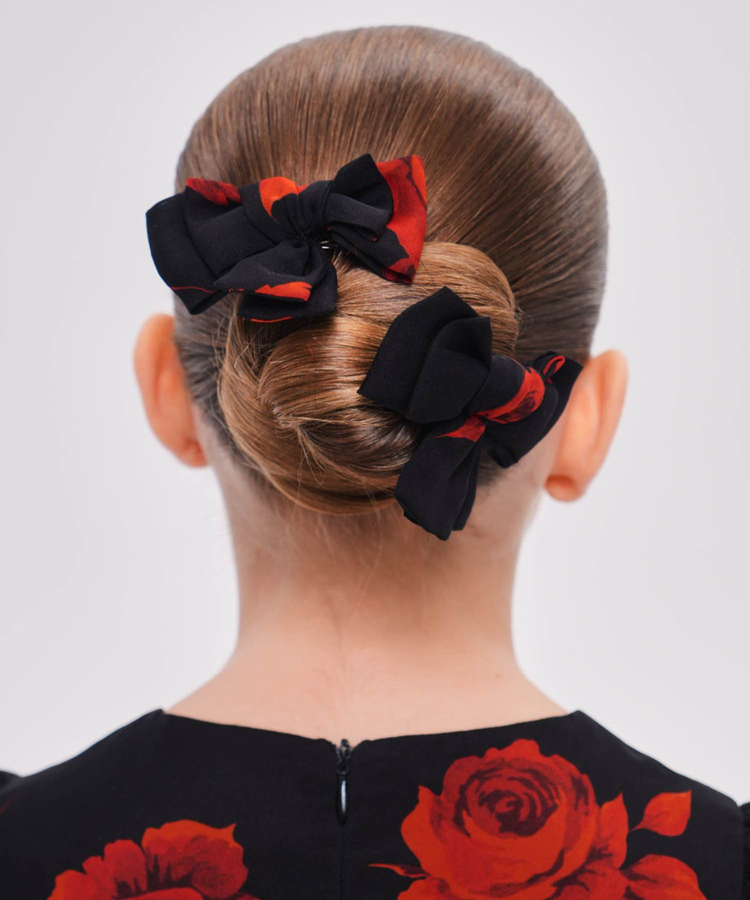 MIMI, CHILDREN'S BOW HAIRCLIPS MADE OF BLACK CHIFFON WITH RED FLOWERS