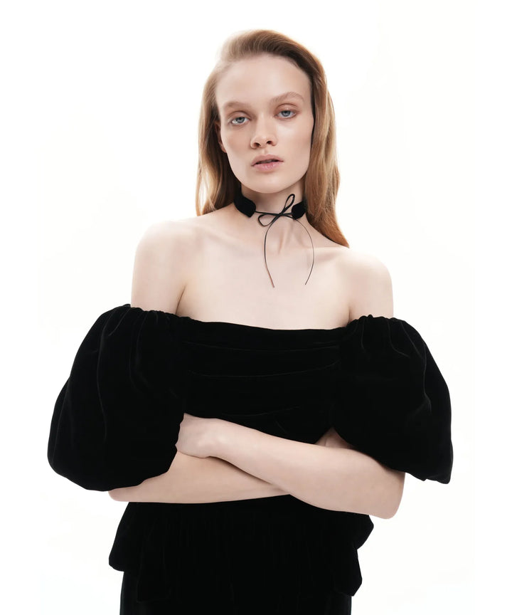 LORA, BLACK VELVET CHOKER