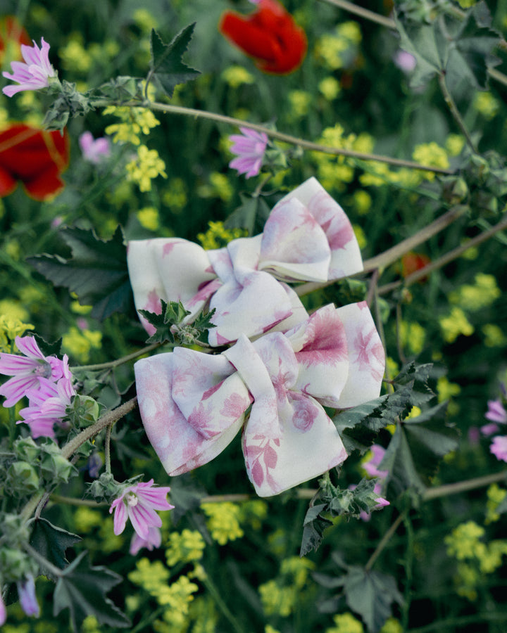 Mimi, children's hairclip bows made of yellow chiffon with medium light pink flowers