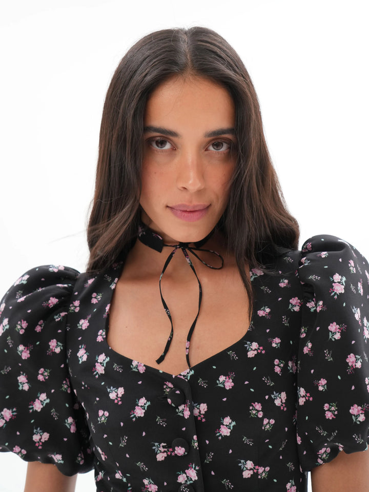 LORA, BLACK CHOKER WITH SMALL RASPBERRY FLOWERS