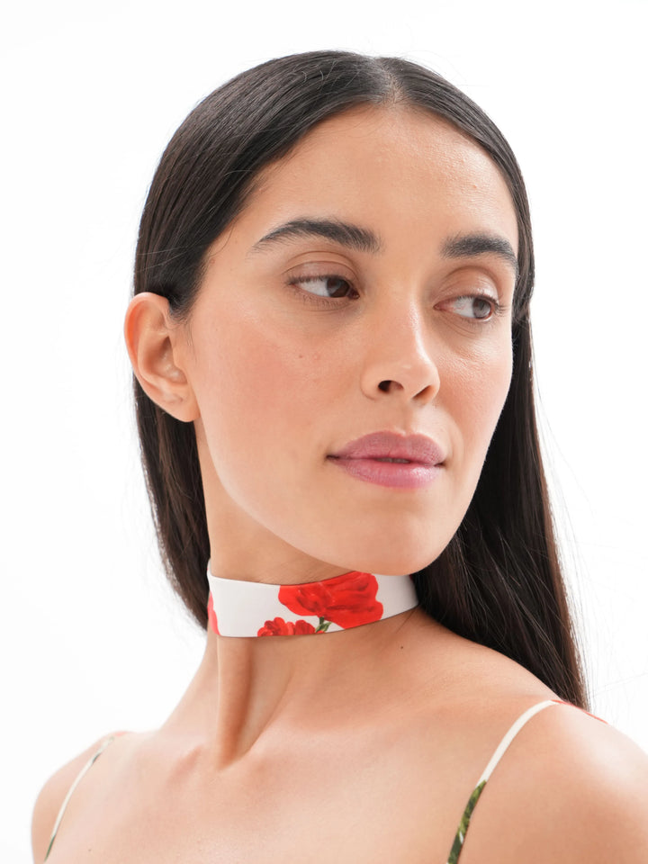 LORA, MILKY WHITE CHOKER WITH MEDIUM RED FLOWERS