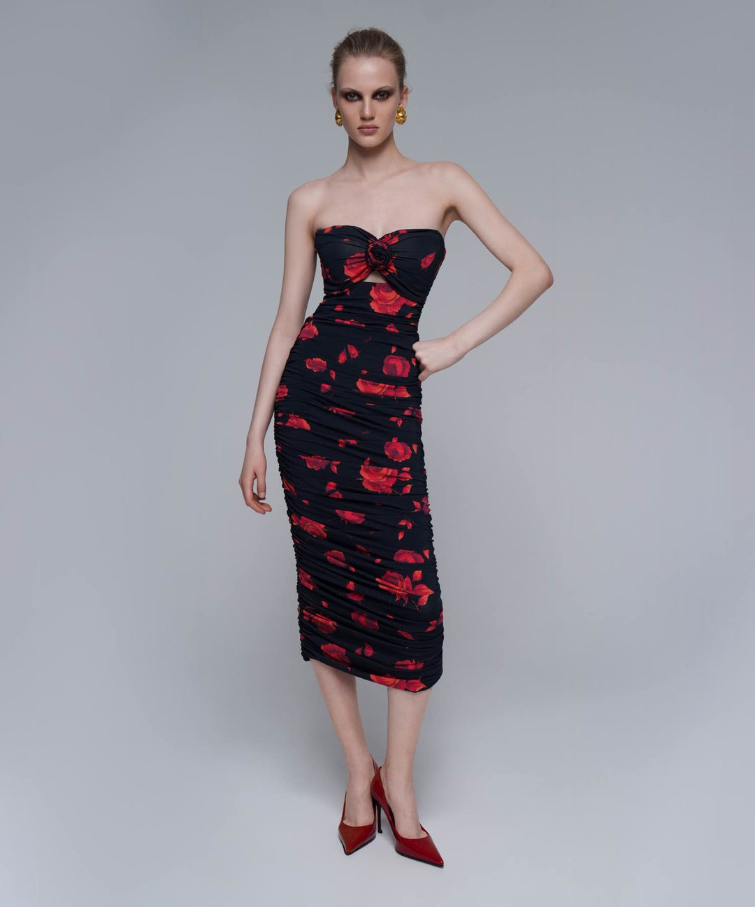 NICOLE, MIDI DRESS MADE OF BLACK BIFLEX WITH RED FLOWERS