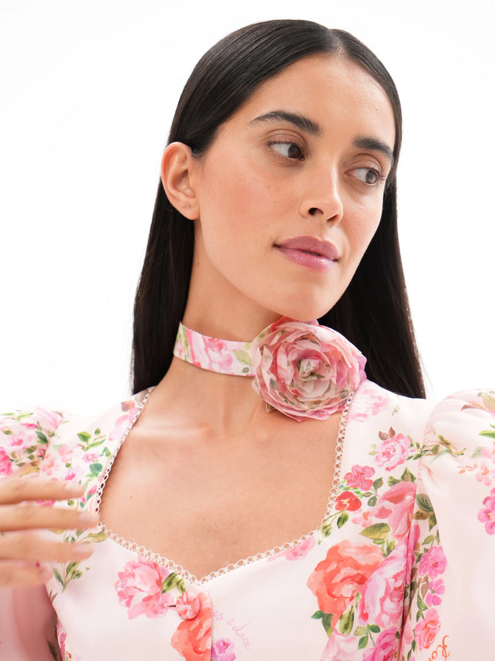 FLORIENA, LIGHT PINK CHOKER WITH A ROSE AND MEDIUM PINK FLOWERS