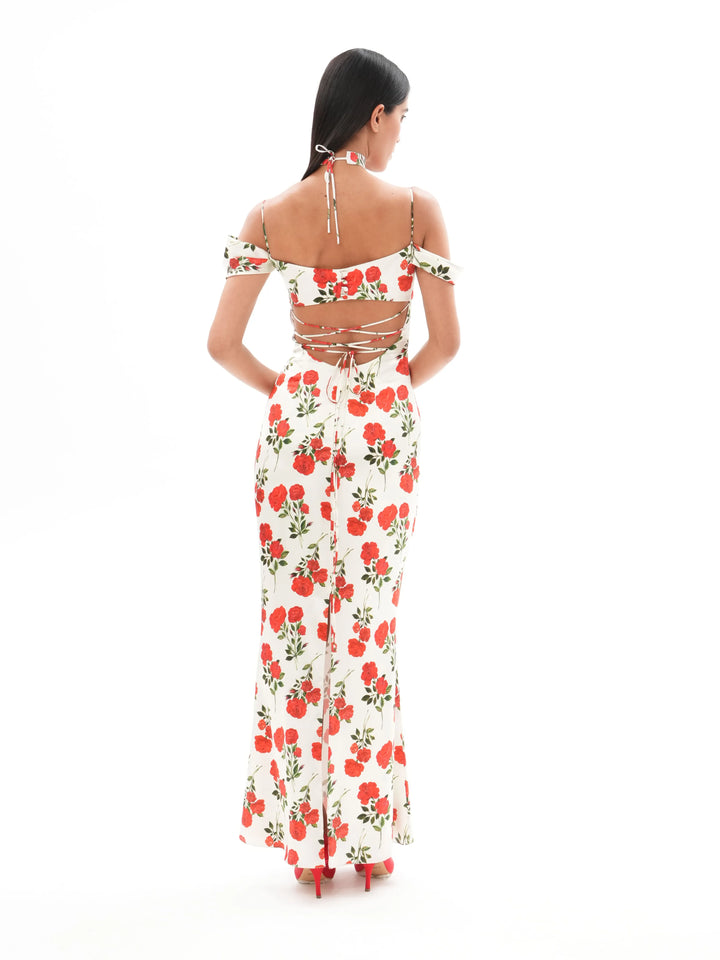 MARLEN, AN MILK WHITE MAXI DRESS WITH SHORT SLEEVES, ADORNED WITH MEDIUM-SIZED RED FLOWERS