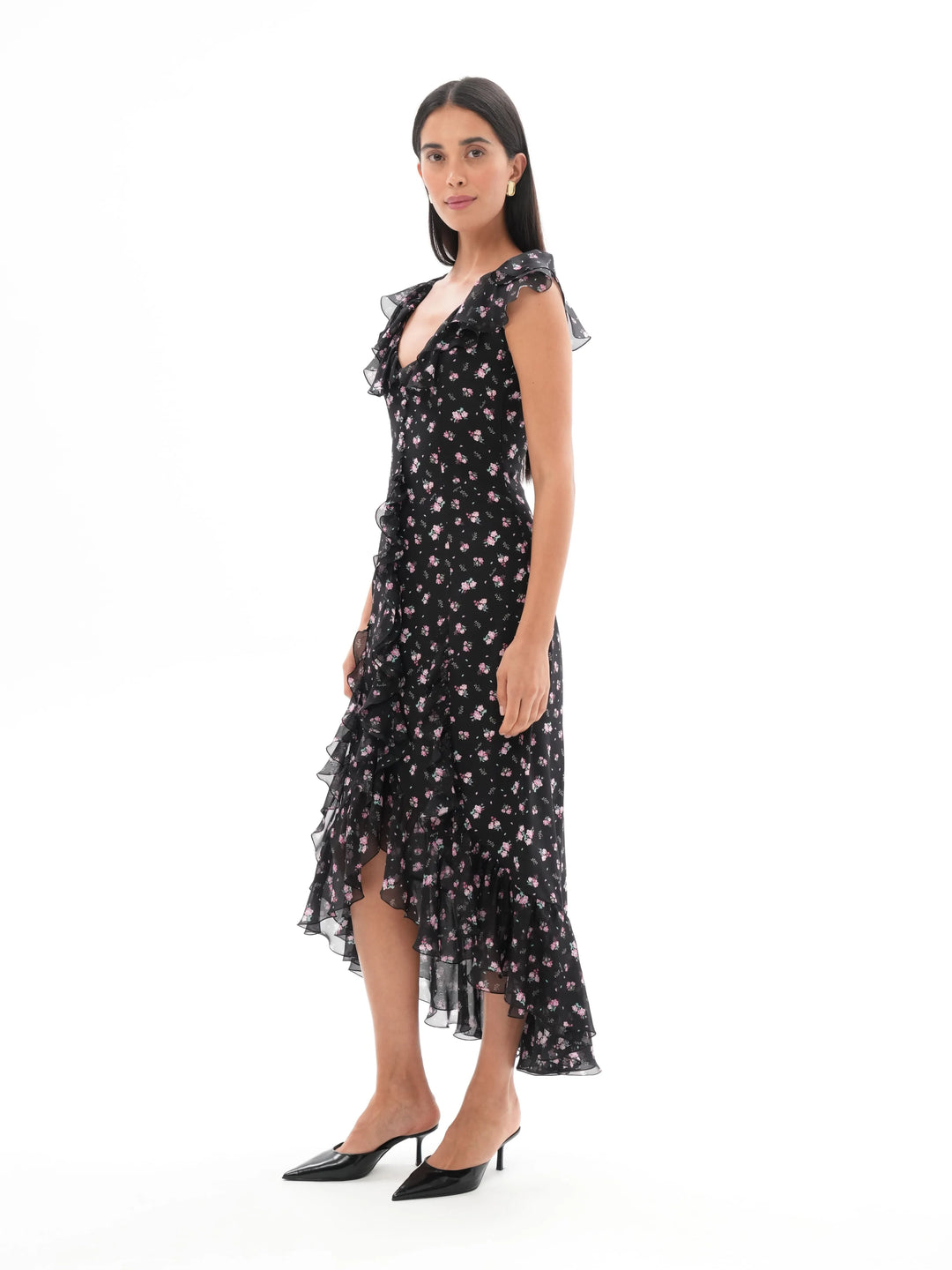 ANNETE, A SLEEVELESS MIDI DRESS WITH RUFFLES, IN BLACK ADORNED WITH DELICATE RASPBERRY FLOWERS