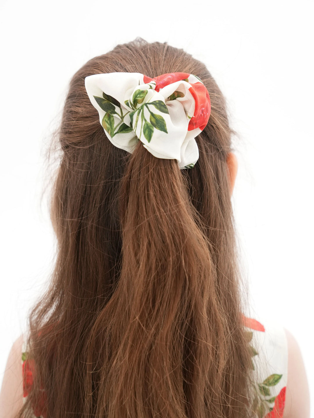 BRUNA, MILKY WHITE HAIR TIE WITH MEDIUM RED FLOWERS